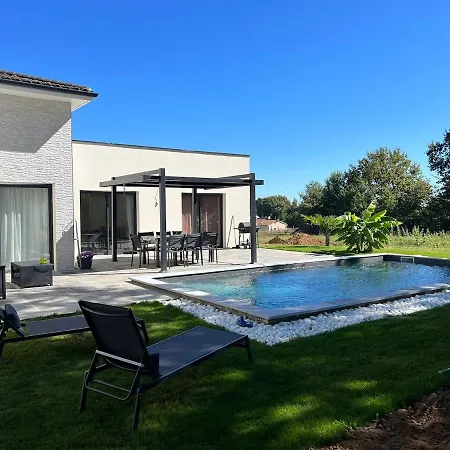 Villa Contemporary With Pool Creysse (Dordogne)